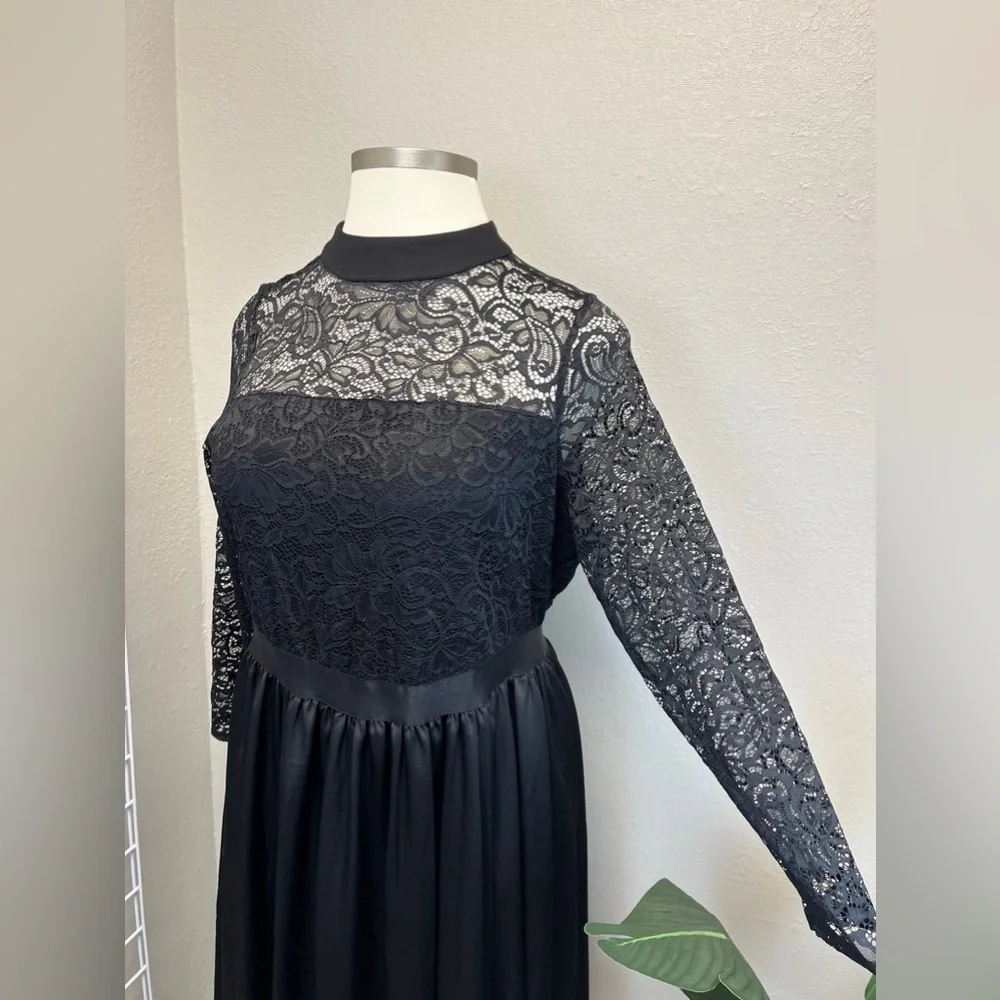 Torrid Black Lace Mock Neck Skater Midi Dress - New - Size 2 (18/20)